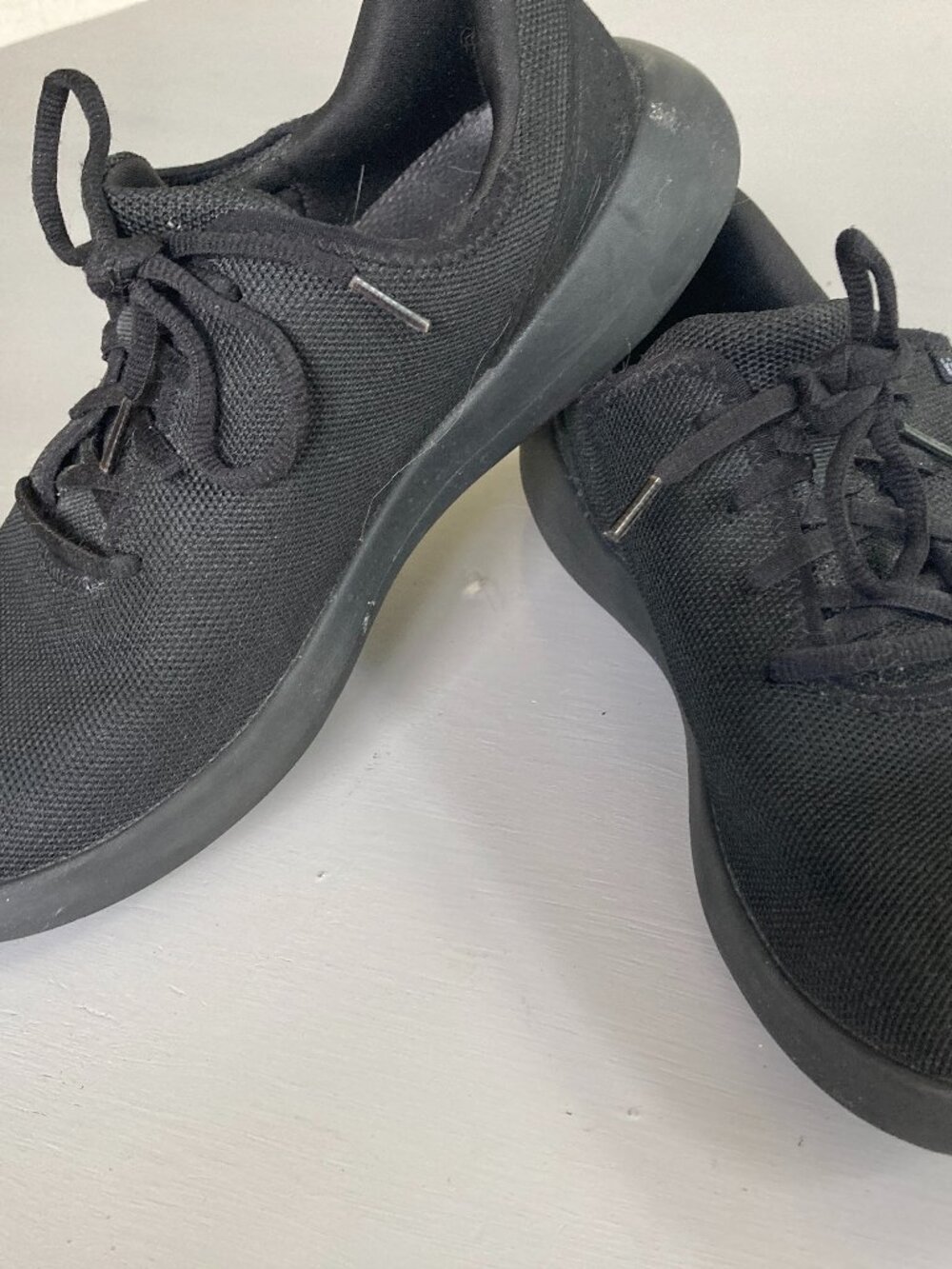 Kizik Hands Free Shoes Black Slip In UNISEX Men 9.5M Women 11M